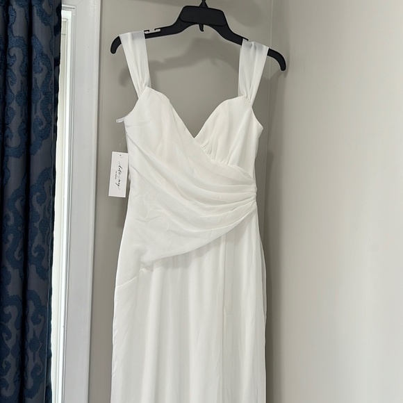 Katie May Darcy Gown in Ivory - Picture 4 of 13